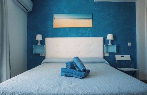 Centro de Conil de la Frontera Hostal | Hostal Brisas De Conil