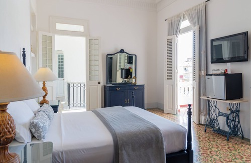 El Vedado Casa | Hostal Calis Habana