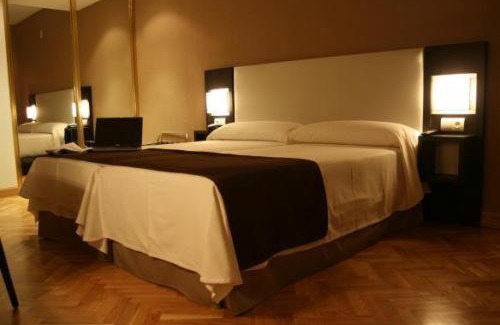 Getafe Casa | Hostal Carlos III