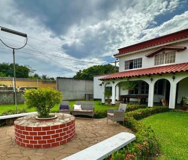 Leon Casa | Hostal Casa Veracruz