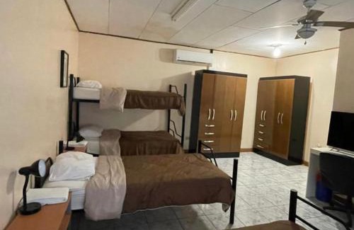 Liberia Casa | Hostal Central Park Liberia