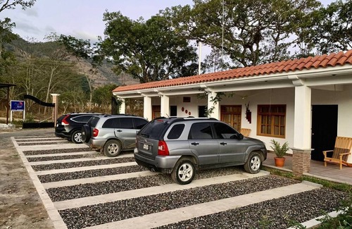 Rabinal Apartamento | Hostal Don Armando. Cerca del centro de rabinal.