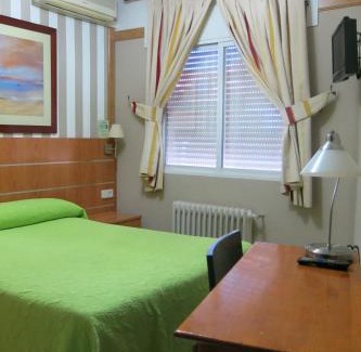 Alcalá de Henares Casa | Hostal Don Juan I