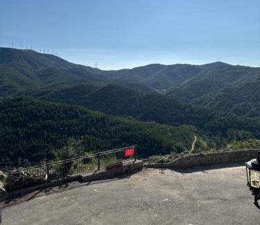 Petilla de Aragon Casa | Hostal Don Santiago Ramon y Cajal