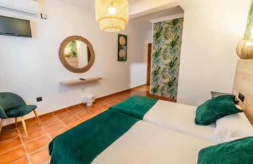 Las Pedroneras Casa | Hostal El Bomba