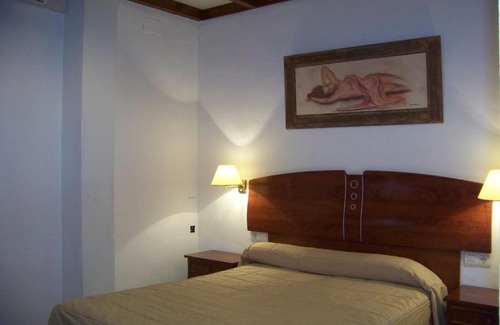 Bollullos Par del Condado Casa | Hostal El Lirio