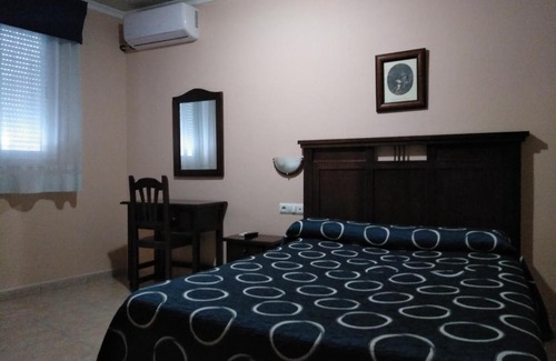Lucena Casa | Hostal El Polígono