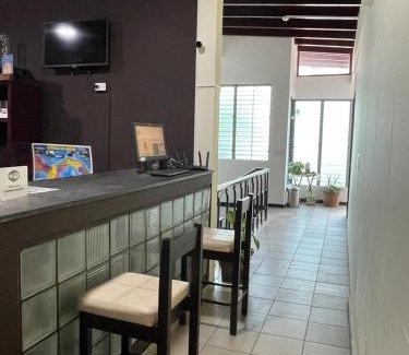 El Cangrejo Casa | Hostal EL Prado