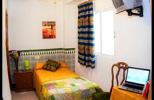 Almeria Casa | Hostal Estación