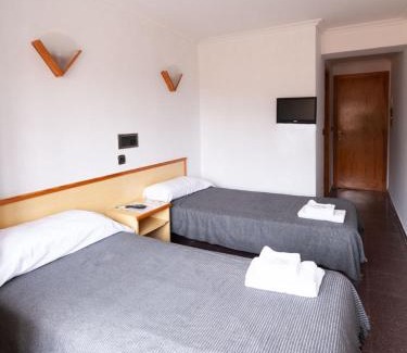 Borja Casa | Hostal Gabás