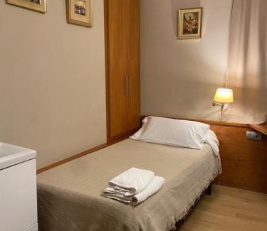 Cardedeu Casa | HOSTAL GALICIA CARDEDEU
