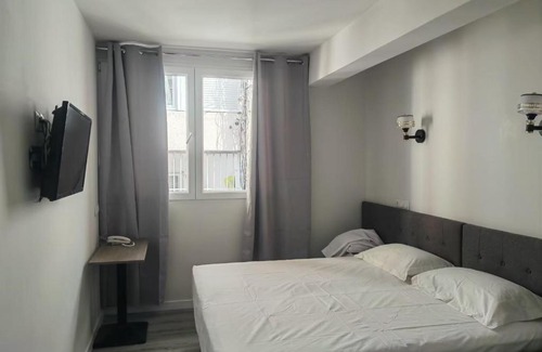 El Pilar Casa | HOSTAL GOLDEN 21*