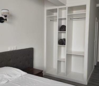 El Pilar Casa | HOSTAL GOLDEN 21*