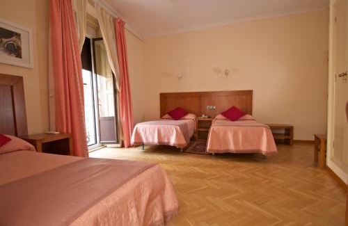 Chueca Casa | Hostal Greco Gran Vía Madrid
