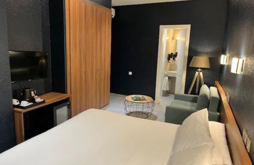 El Raval Hotel | Hostal Iznájar Barcelona