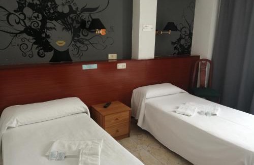 Barrio del Perpetuo Socorro Casa | Hostal Jaime I