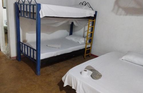 Lejanias Casa | Hostal La Cabaña