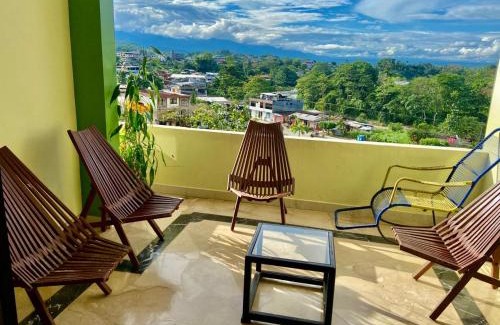 Tena Hotel | Hostal La Colina