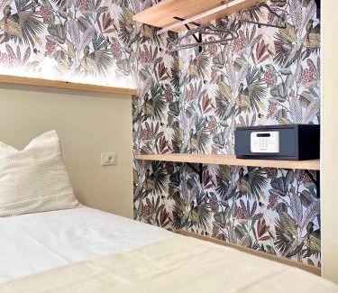 Culleredo Casa | Hostal LA POETISA - Auto Check-in