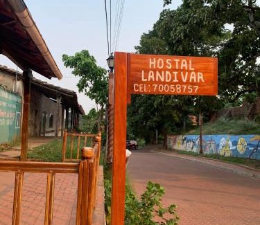 Buena Vista Casa | Hostal Landivar - A media cuadra de la plaza