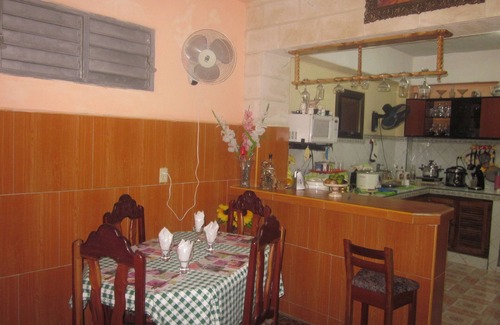 Cienfuegos Casa | Hostal Las Estrellas