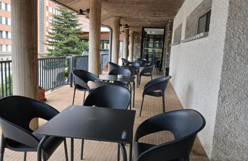 Olvega Casa | Hostal Los Infantes