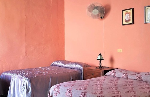 Remedios Casa | Hostal Los Vitrales