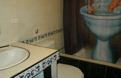Moron Casa | Hostal Luna Azul
