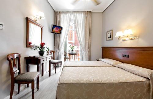 Centro Casa | Hostal Macarena