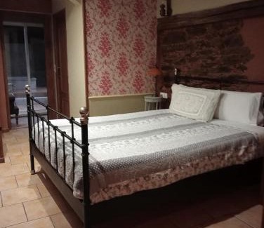 Monforte de Lemos Casa | Hostal Medievo