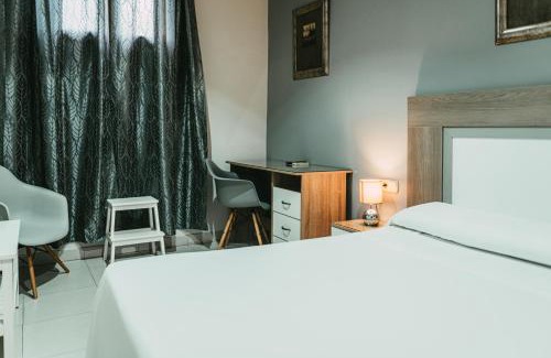 Cabo de las Huertas Casa | Hostal Mont Royal