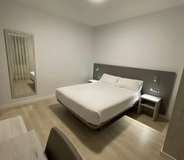Ainsa Casa | Hostal Pirineos Ainsa
