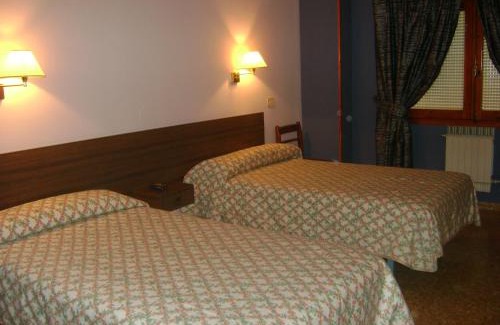 Ainsa Casa | Hostal Pirineos Ainsa