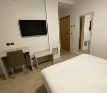 Ainsa Casa | Hostal Pirineos Ainsa