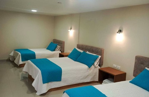 Baños de Agua Santa Hotel | Hostal plaza by Elvita