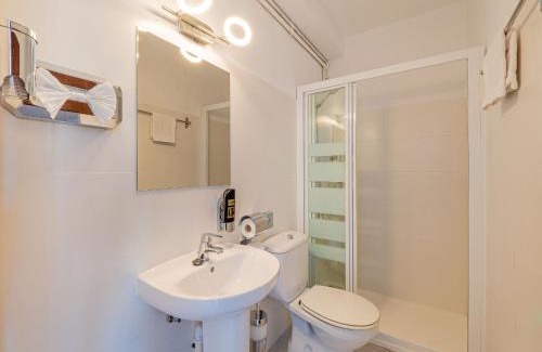 Cala Ratjada Casa | Hostal Port Corona