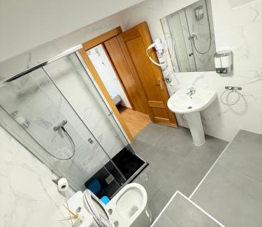 San Fernando de Henares Casa | Hostal Quinta Santillan