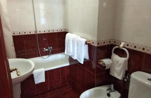 Laxe Casa | Hostal Residencia Bahía