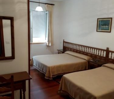 Figueras (Castropol) Casa | HOSTAL RESIDENCIA PRESIDENTE