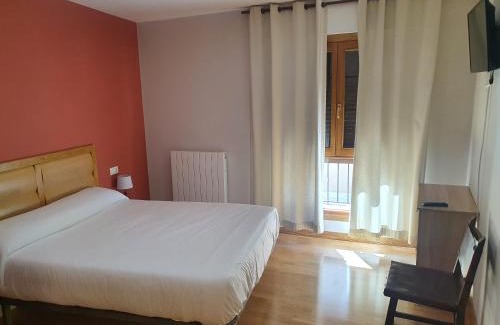 Olite Casa | Hostal Rural 18 de Abril