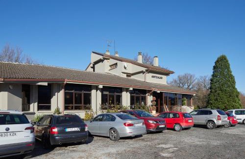Etxarri-Aranatz Casa | Hostal Rural Aritzalko