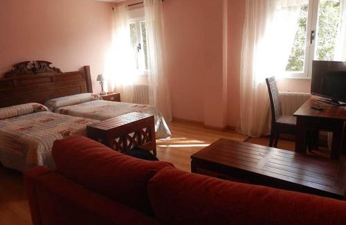 Navalguijo Casa | Hostal Rural los Alisos