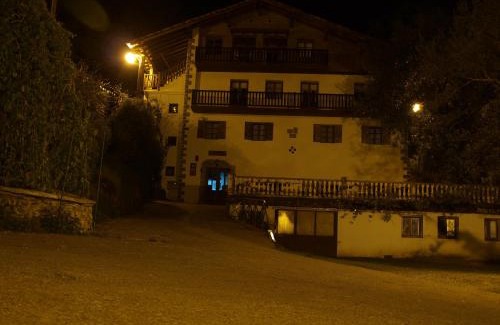 Arditurri Casa | Hostal Rural Onbordi