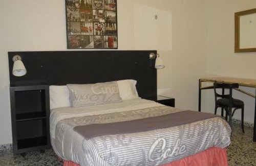 Cadalso de los Vidrios Casa | Hostal San José