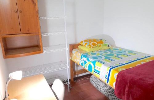 Suramericana Casa | Hostal Saveva Para Grupos Familias Estudiantes y Deportistas