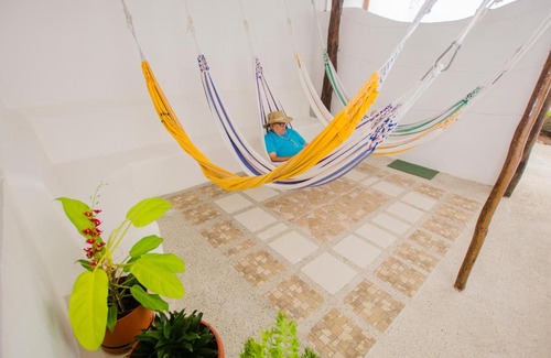 Bahía de la Academia Hotel | Hostal Sueños Silvestres