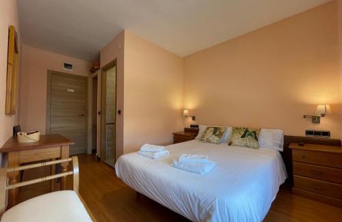 Duruelo de la Sierra Casa | Hostal Torreblanca