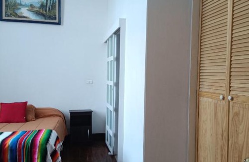 Playa Ancha Casa | Hostal Tulio Porteño