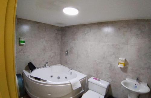 Quito Hotel | HOSTAL VERONA