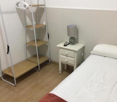 Almodovar del Río Casa | Hostal VILLA CARBULA